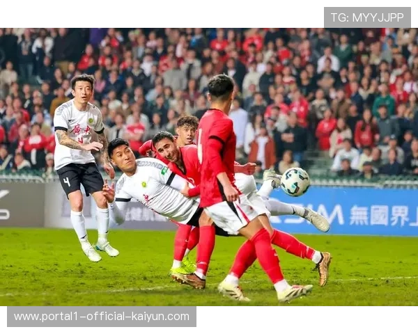 上海94比84客场击败广东 常规赛榜首之争悬念再起